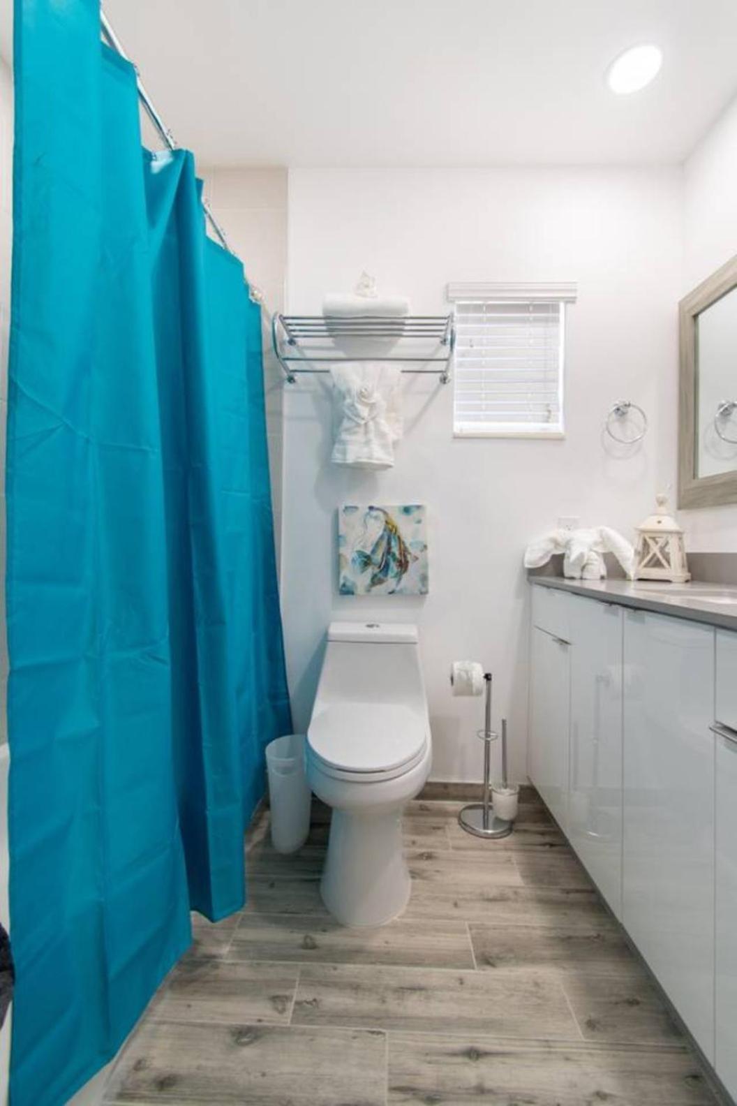 Trendy 1Br W Parking Space & Walk To The Beach #8 할리우드 외부 사진