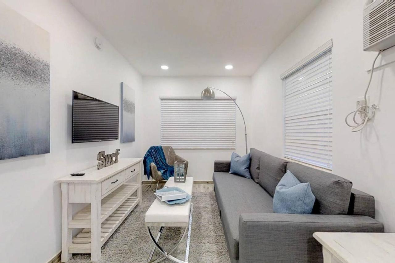 Trendy 1Br W Parking Space & Walk To The Beach #8 할리우드 외부 사진